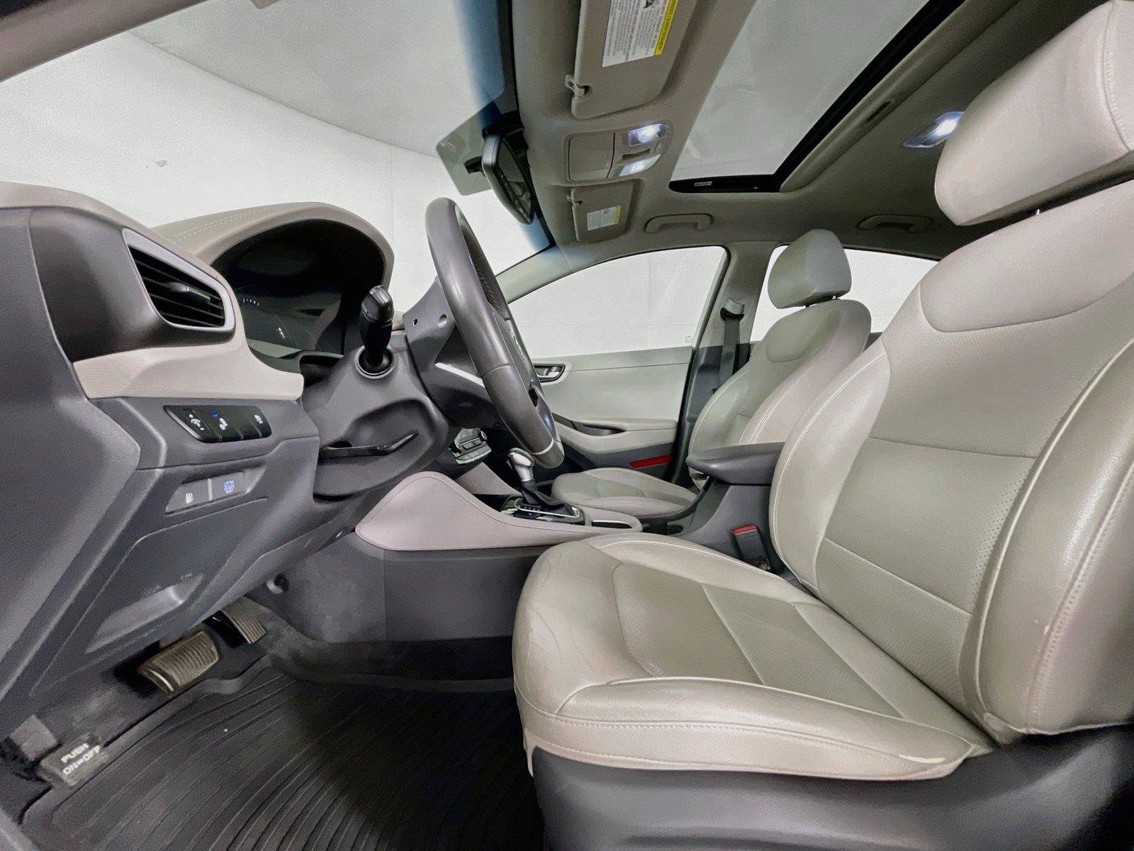 Used 2017 Hyundai Ioniq Limited FWD image 23