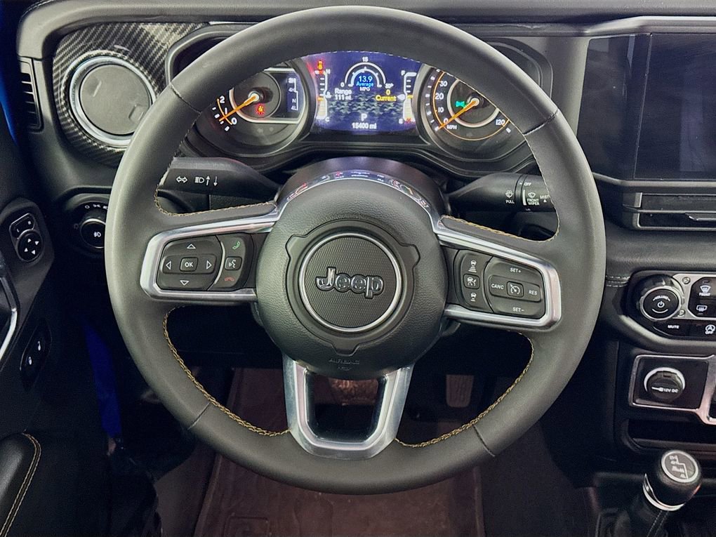 Used 2024 Jeep Wrangler Sahara image 34