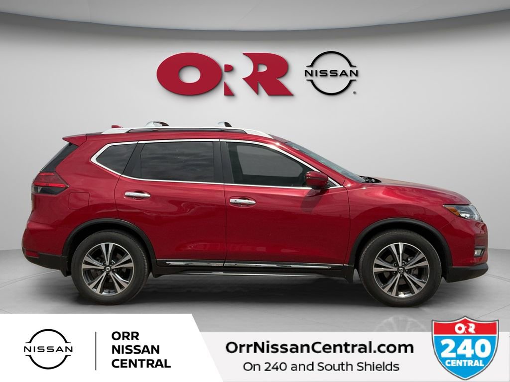 Used 2017 Nissan Rogue SL w/ SL Premium Package FWD image 4