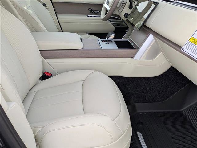 New 2026 Land Rover Range Rover SE image 18