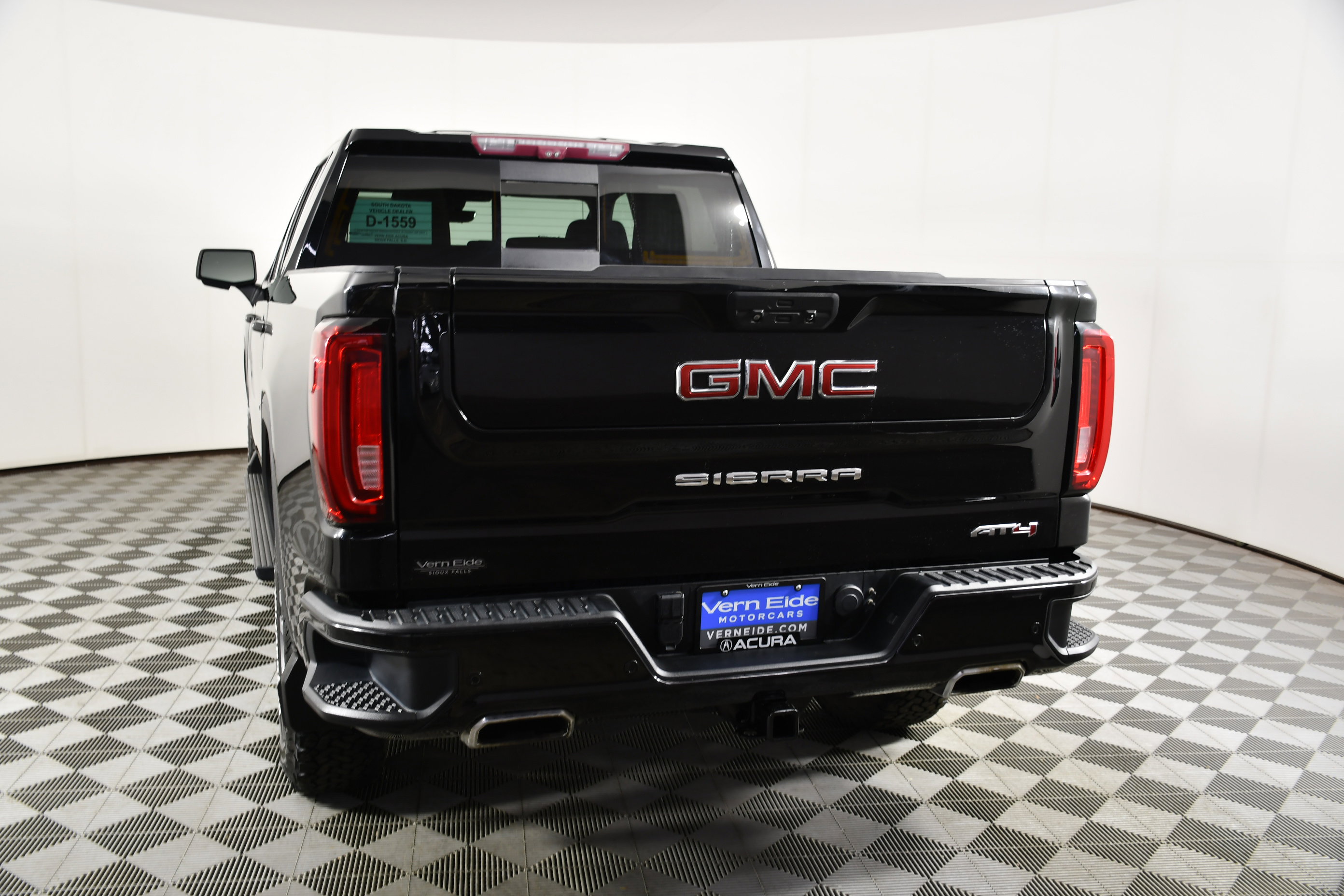 Used 2020 GMC Sierra 1500 AT4 w/ Technology Package image 7