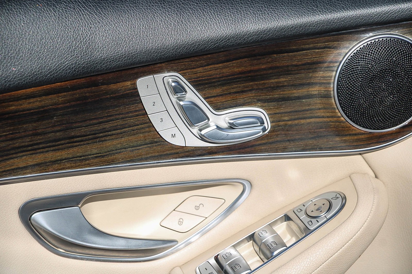 Used 2017 Mercedes-Benz GLC 300 GLC 300 image 21