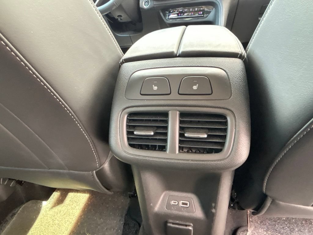 Used 2023 Buick Envision Avenir FWD image 29