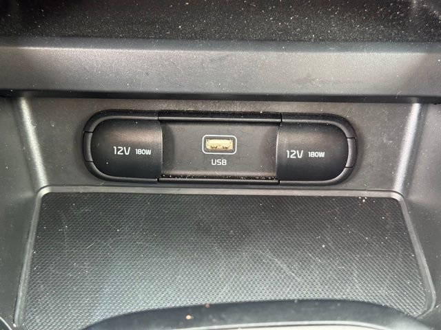 Certified 2025 Kia Soul LX image 18