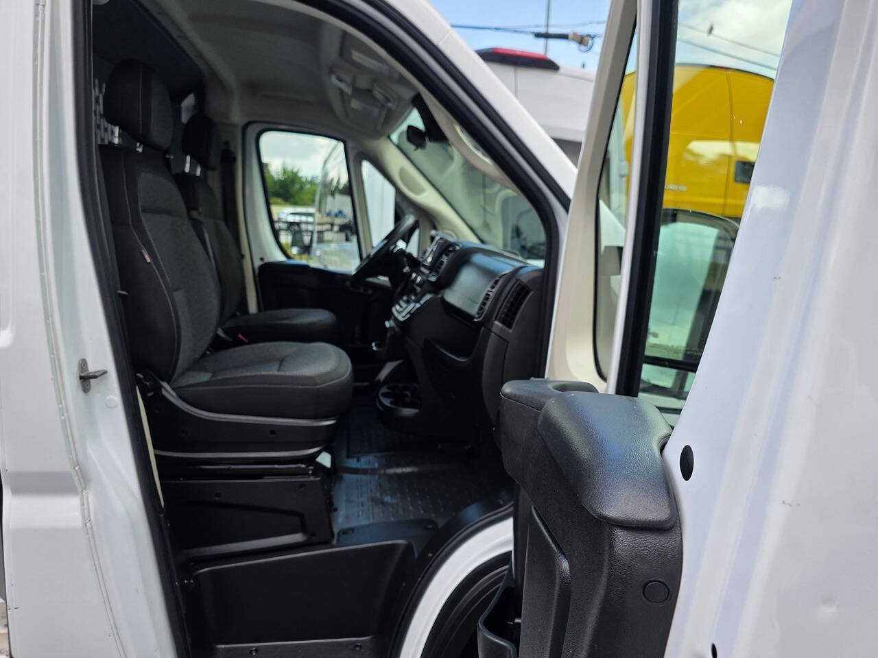 Used 2022 RAM ProMaster 2500 FWD image 15