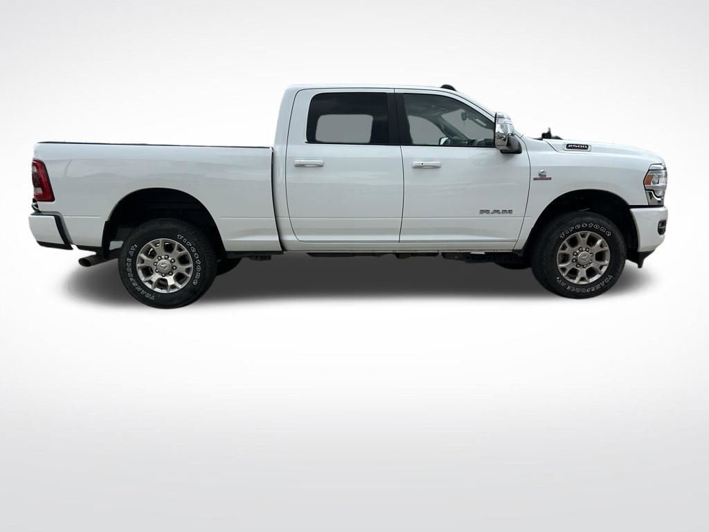 Used 2024 RAM 2500 Laramie AWD/4WD image 3