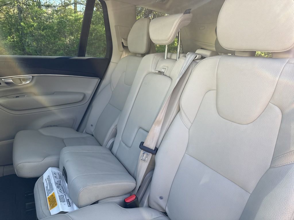 Used 2020 Volvo XC90 T5 Momentum AWD/4WD image 31