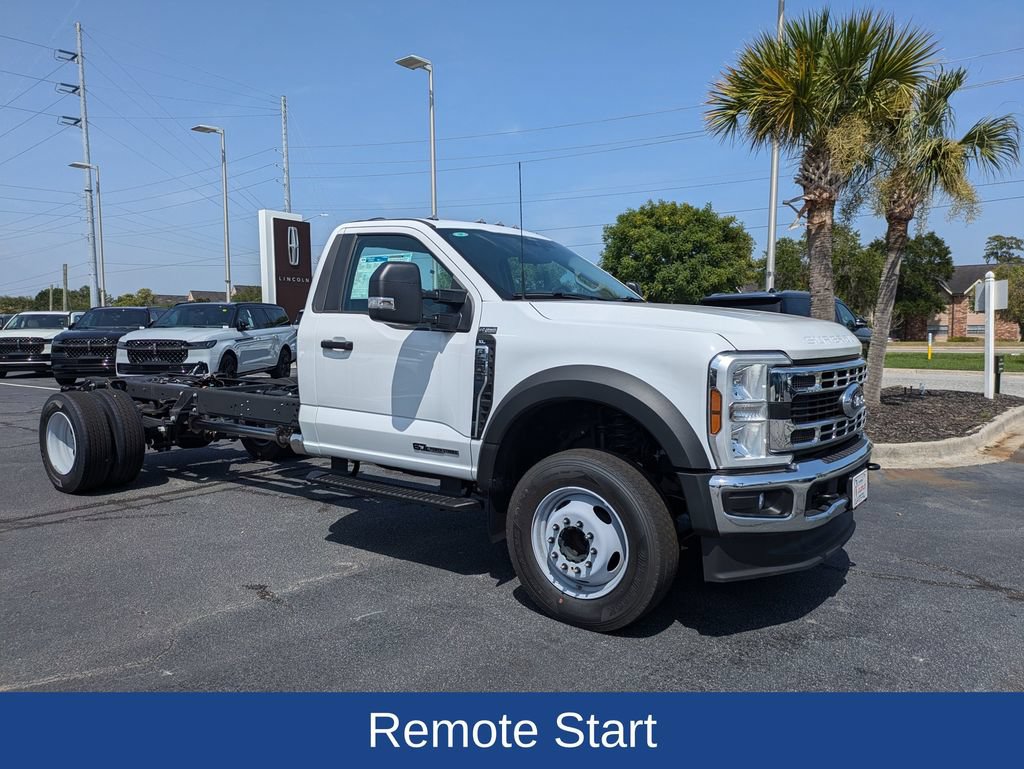 Used 2025 Ford F600 2WD Regular Cab Super Duty w/ XL Chrome Package image 2
