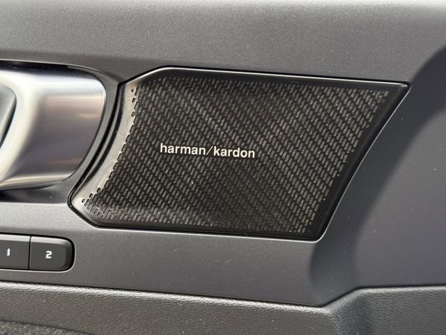 Used 2022 Volvo XC40 T5 Inscription w/ Advanced Package image 26