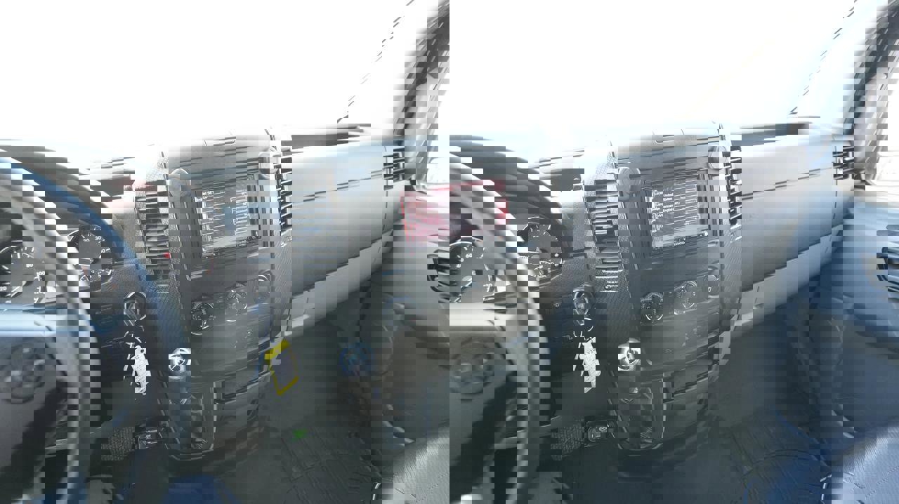 Used 2015 Mercedes-Benz Sprinter 2500 image 14