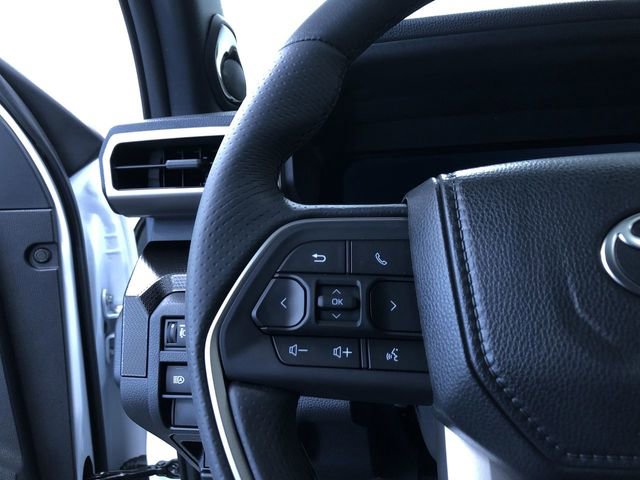 New 2026 Toyota 4Runner Limited AWD/4WD image 17