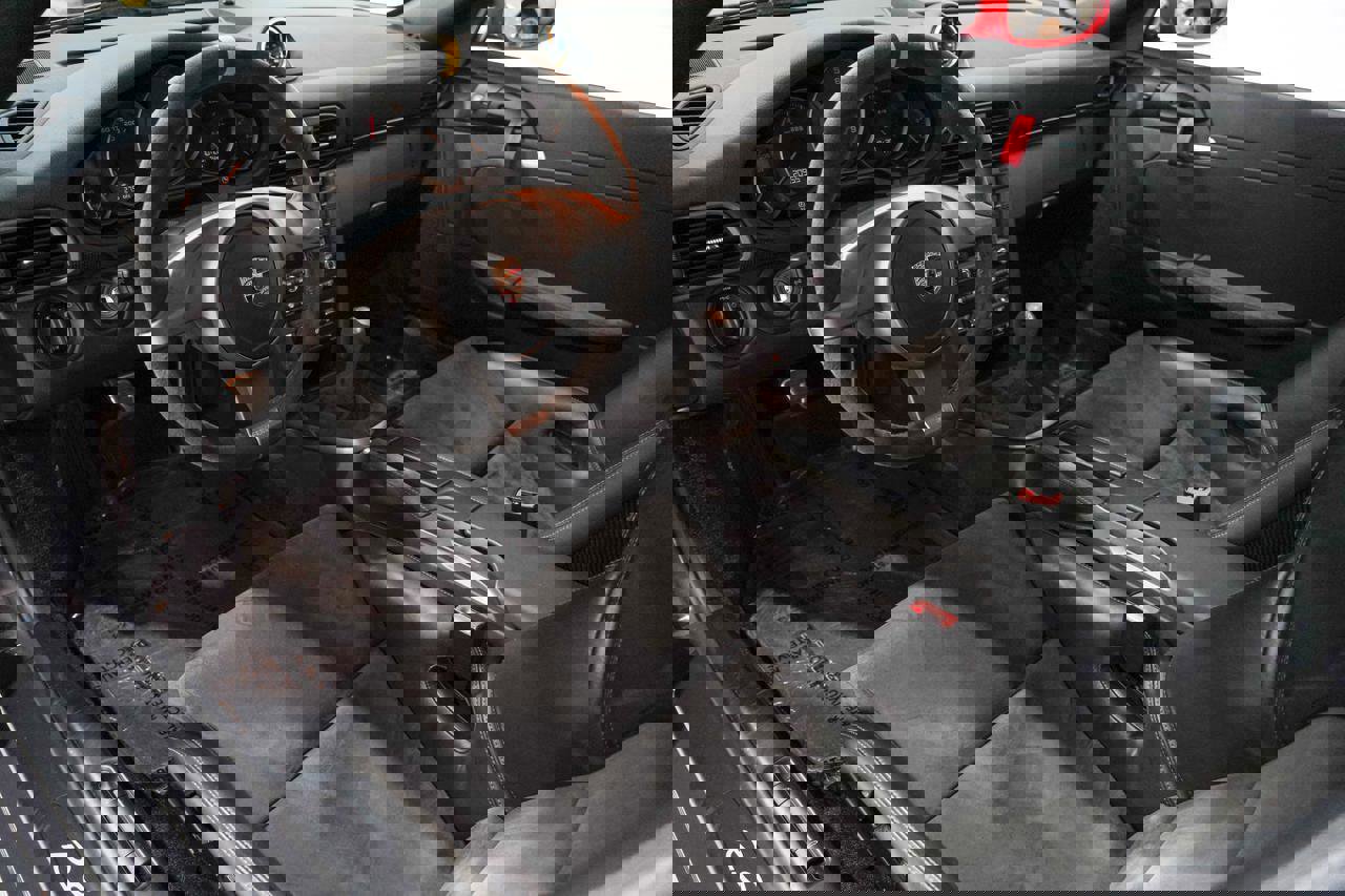 Used 2010 Porsche 911 GT3 RS image 2