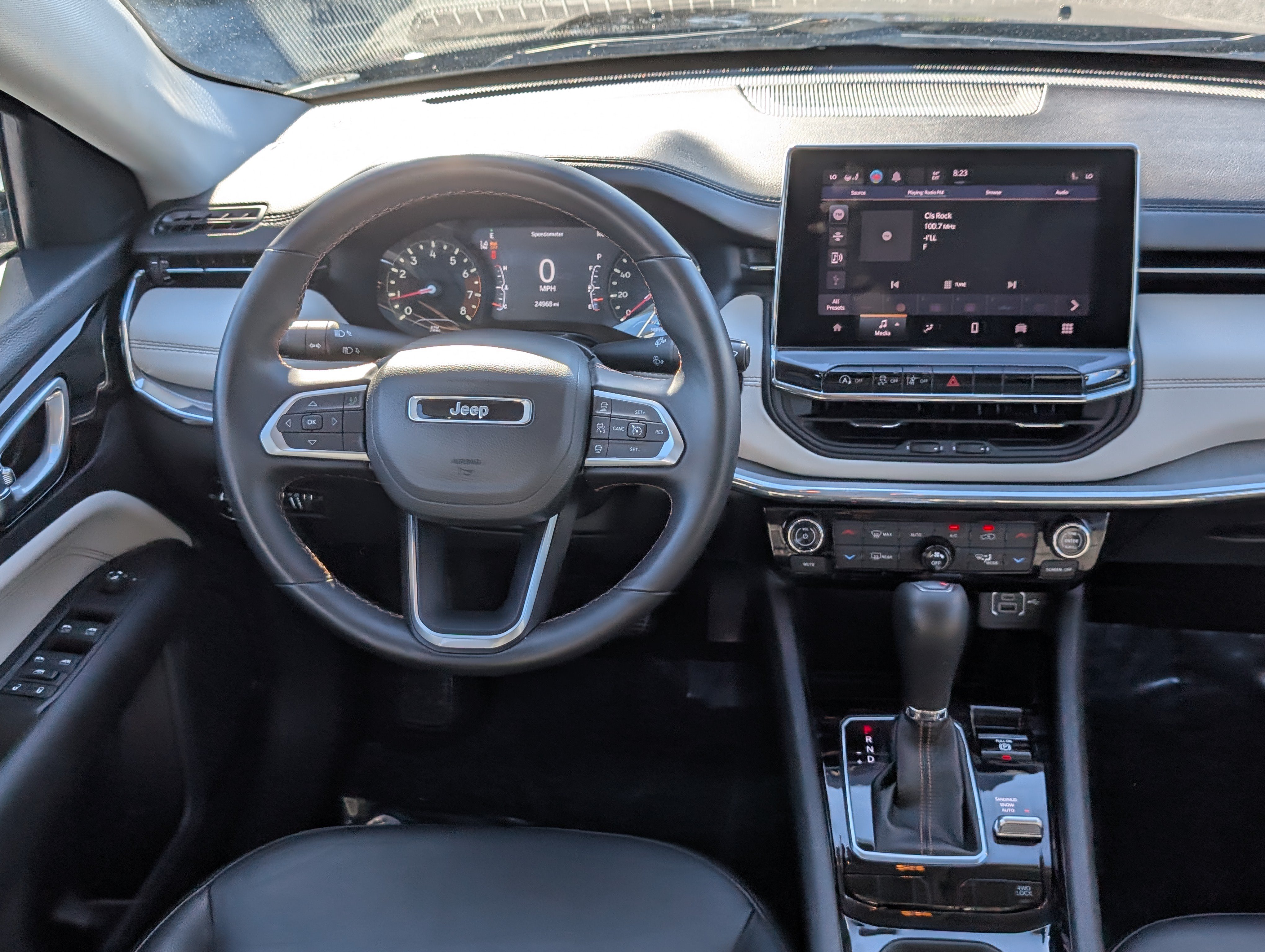Used 2022 Jeep Compass Limited AWD/4WD image 16