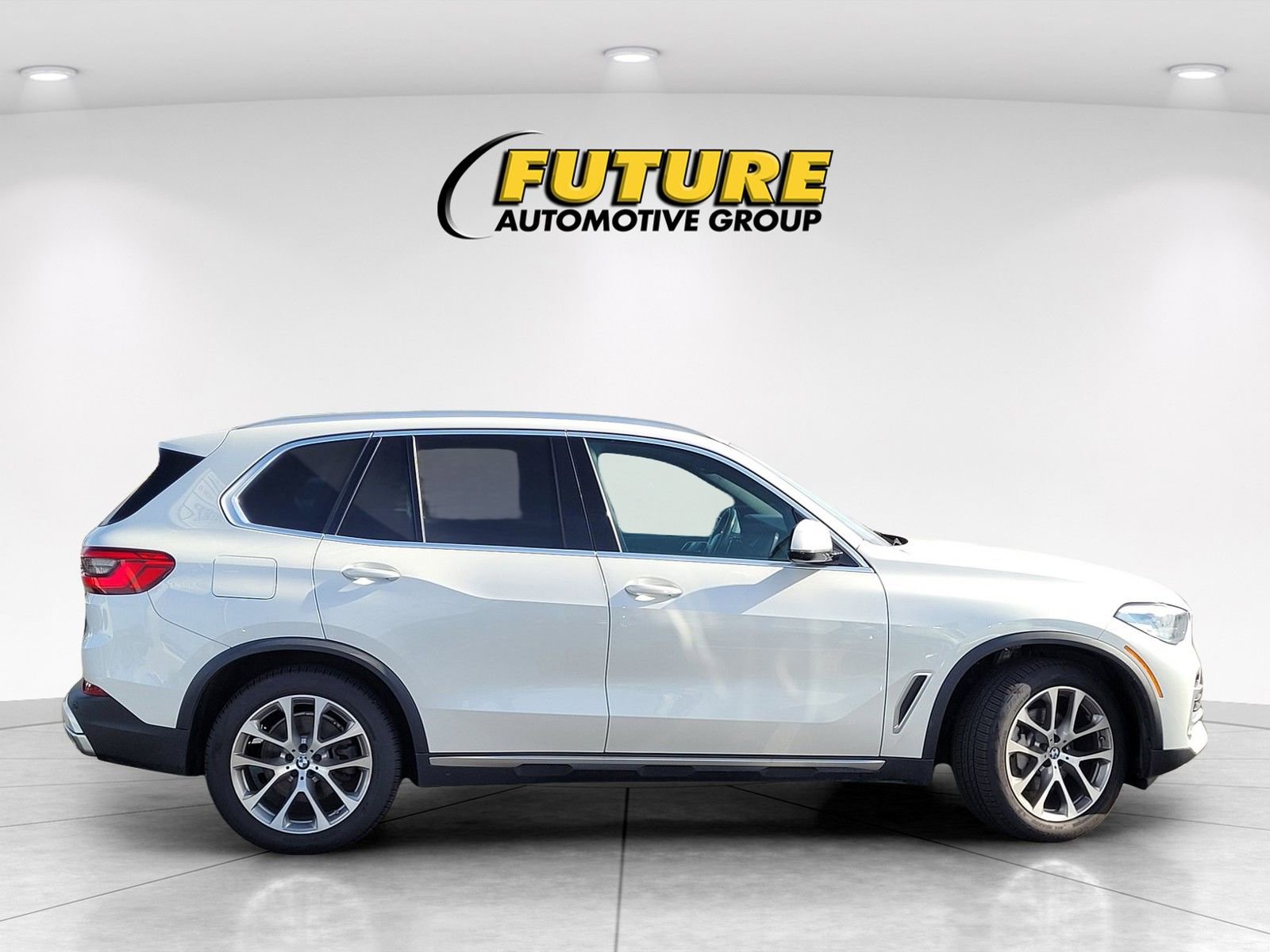Used 2019 BMW X5 xDrive40i w/ Convenience Package image 9