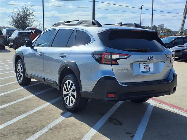 Certified 2025 Subaru Outback Premium image 2