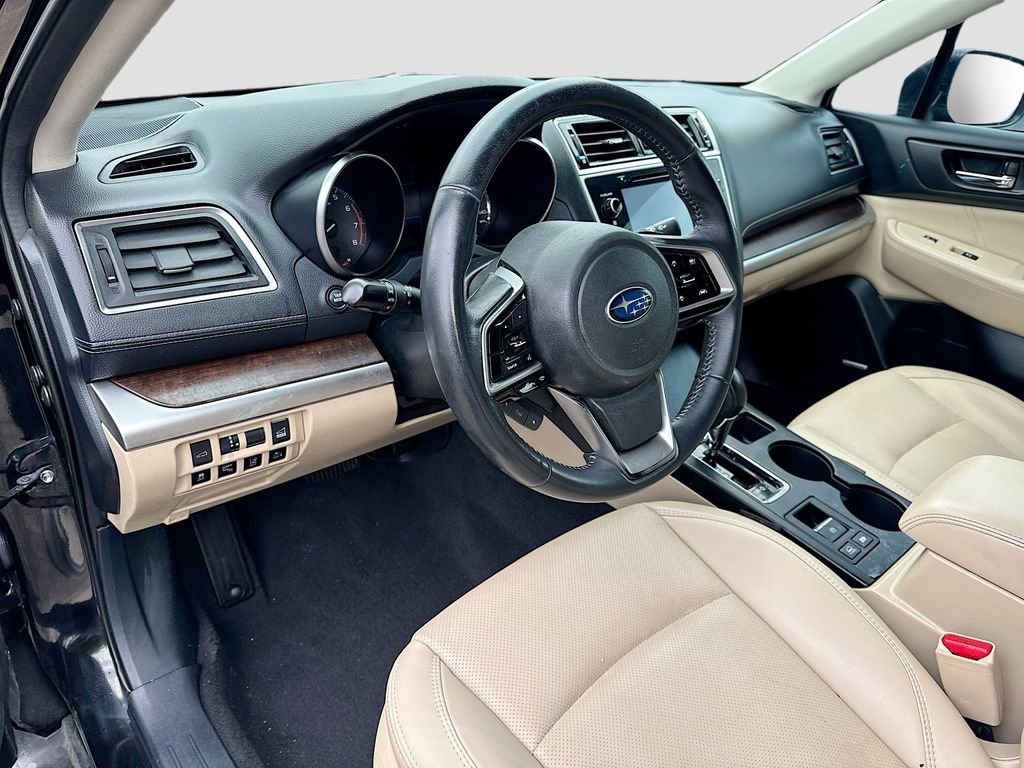 Used 2018 Subaru Outback 2.5i Limited AWD/4WD image 10