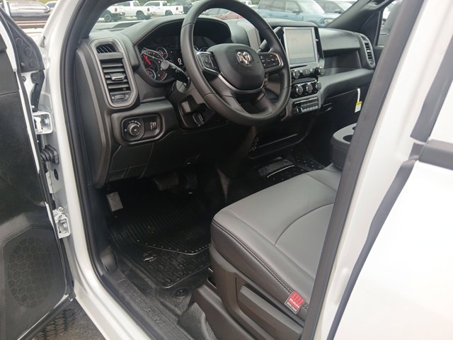 New 2026 RAM 5500 Tradesman w/ Chrome Appearance Group AWD/4WD image 46