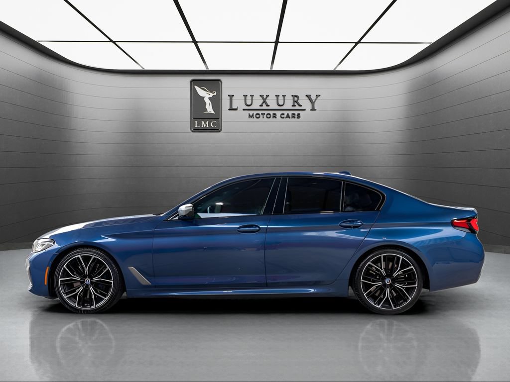 Used 2023 BMW M550i xDrive w/ Parking Assistance Package AWD/4WD image 5