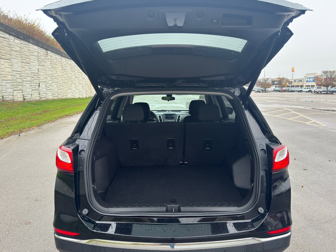 Used 2021 Chevrolet Equinox LT image 44