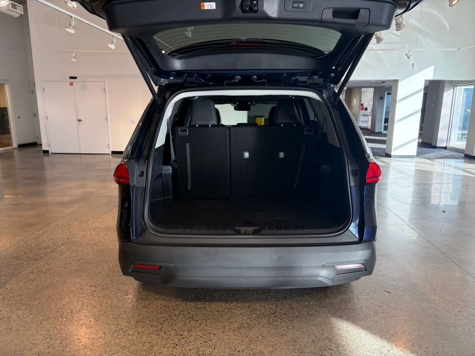 Used 2025 Toyota Grand Highlander FWD image 33