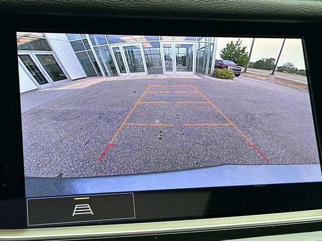 Certified 2025 Cadillac XT5 Premium Luxury w/ LPO, Floor Liner Package AWD/4WD image 30
