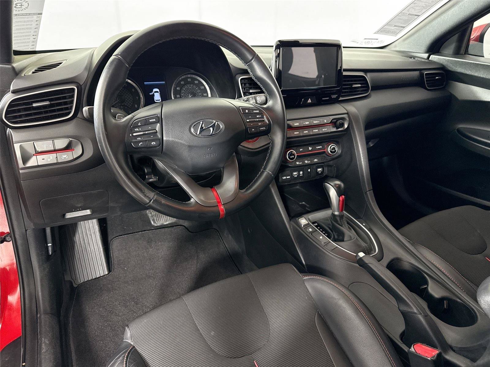 Used 2020 Hyundai Veloster 2.0 Premium FWD image 4