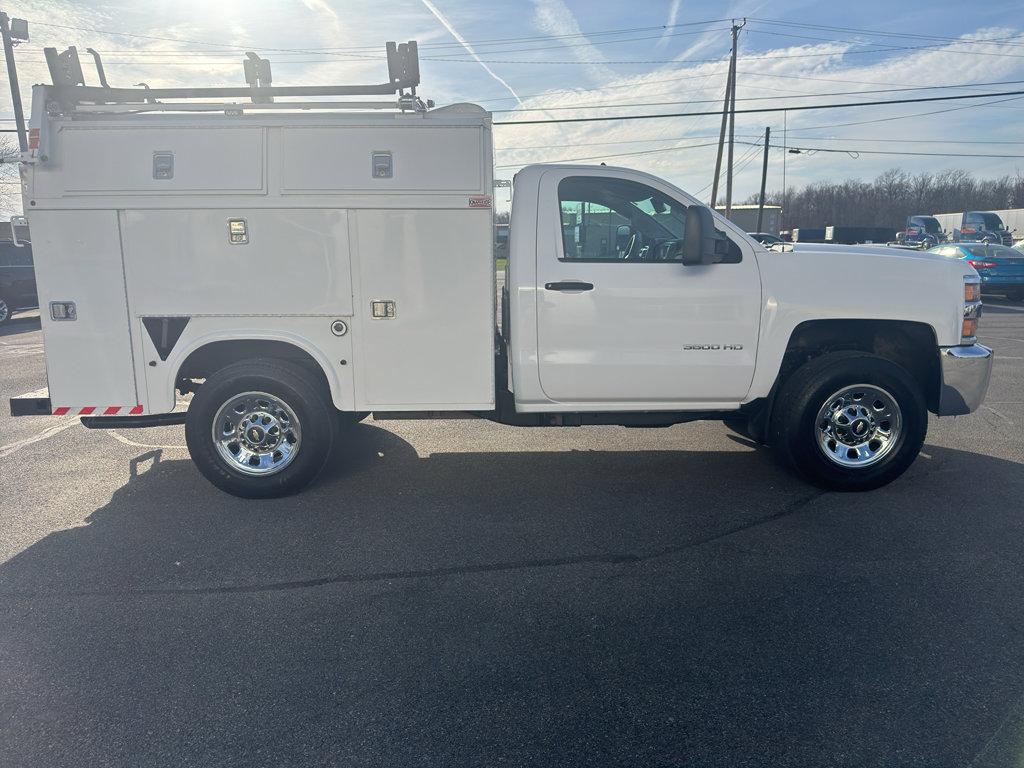 Used 2015 Chevrolet Silverado 3500 W/T image 2