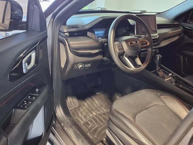 Used 2023 Jeep Compass Trailhawk AWD/4WD image 7