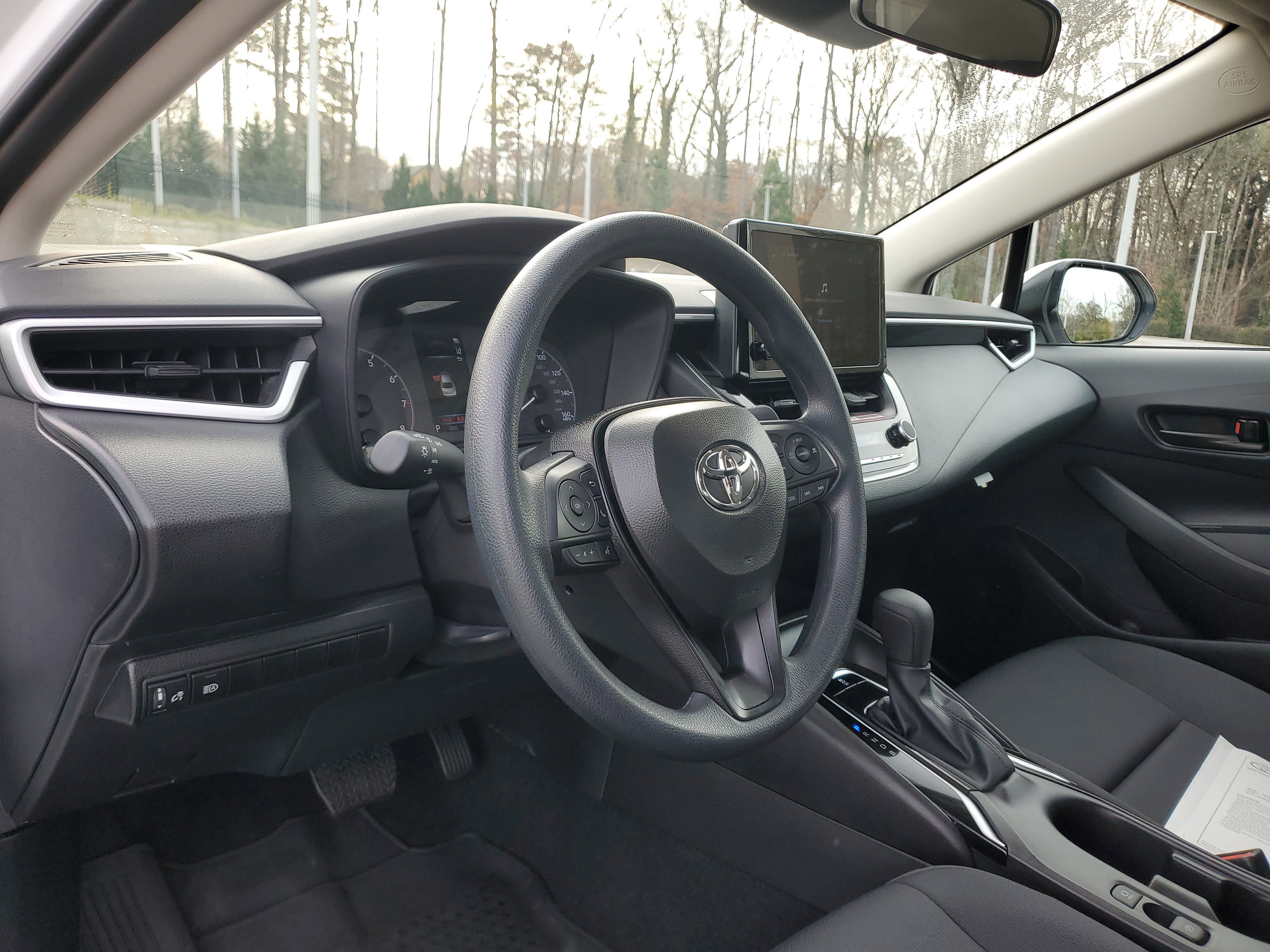 Certified 2025 Toyota Corolla LE image 15