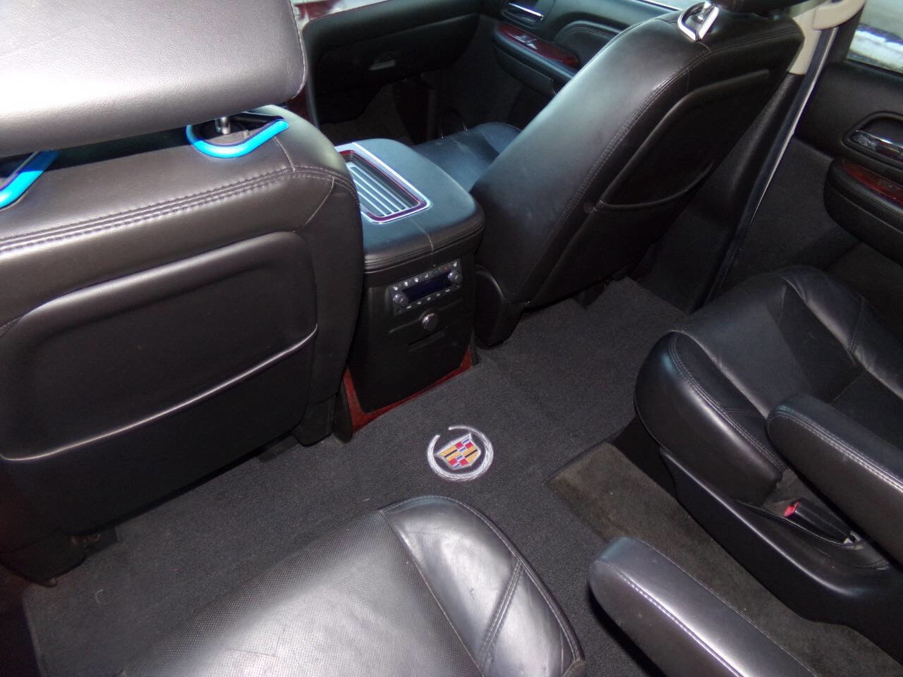 Used 2007 Cadillac Escalade AWD image 16