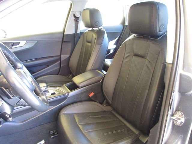 Used 2019 Audi A4 2.0T Premium image 11