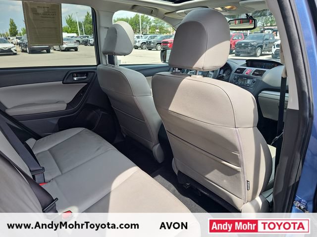 Used 2015 Subaru Forester 2.5i Limited AWD/4WD image 32
