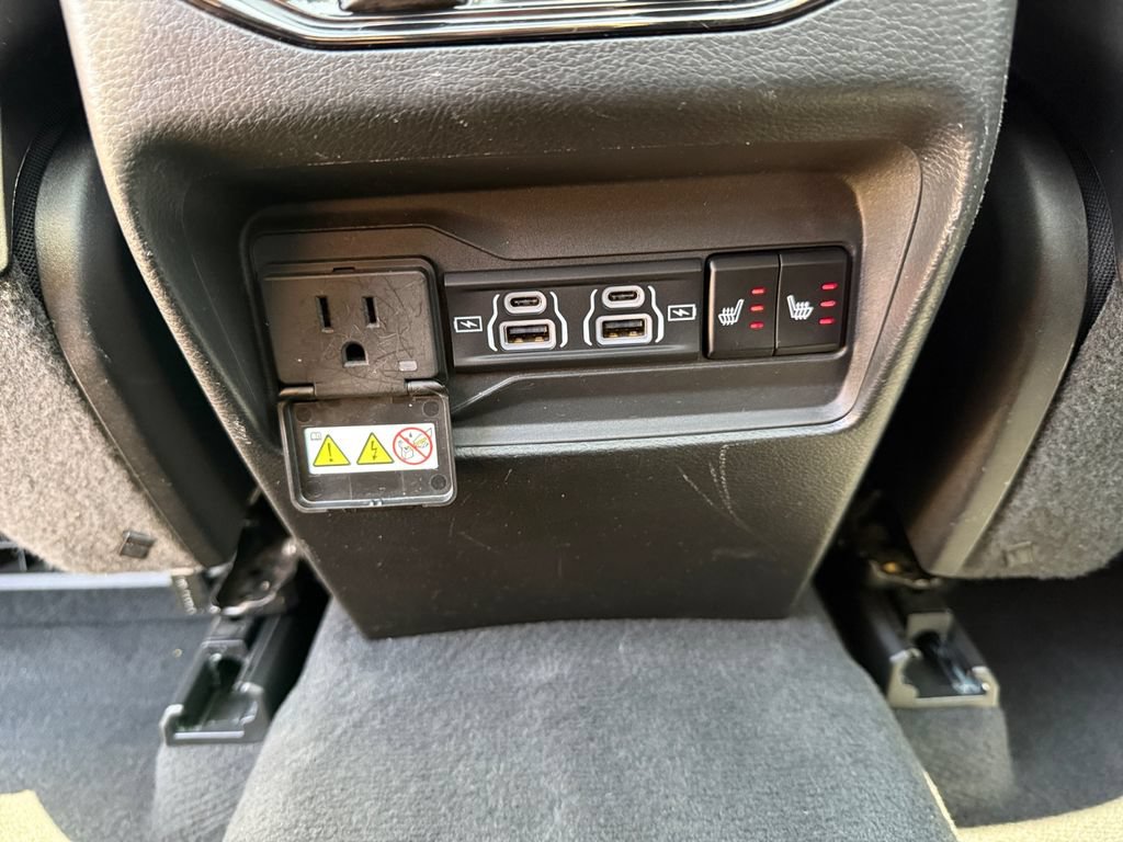Used 2024 Jeep Grand Cherokee Limited 4xe AWD/4WD image 39