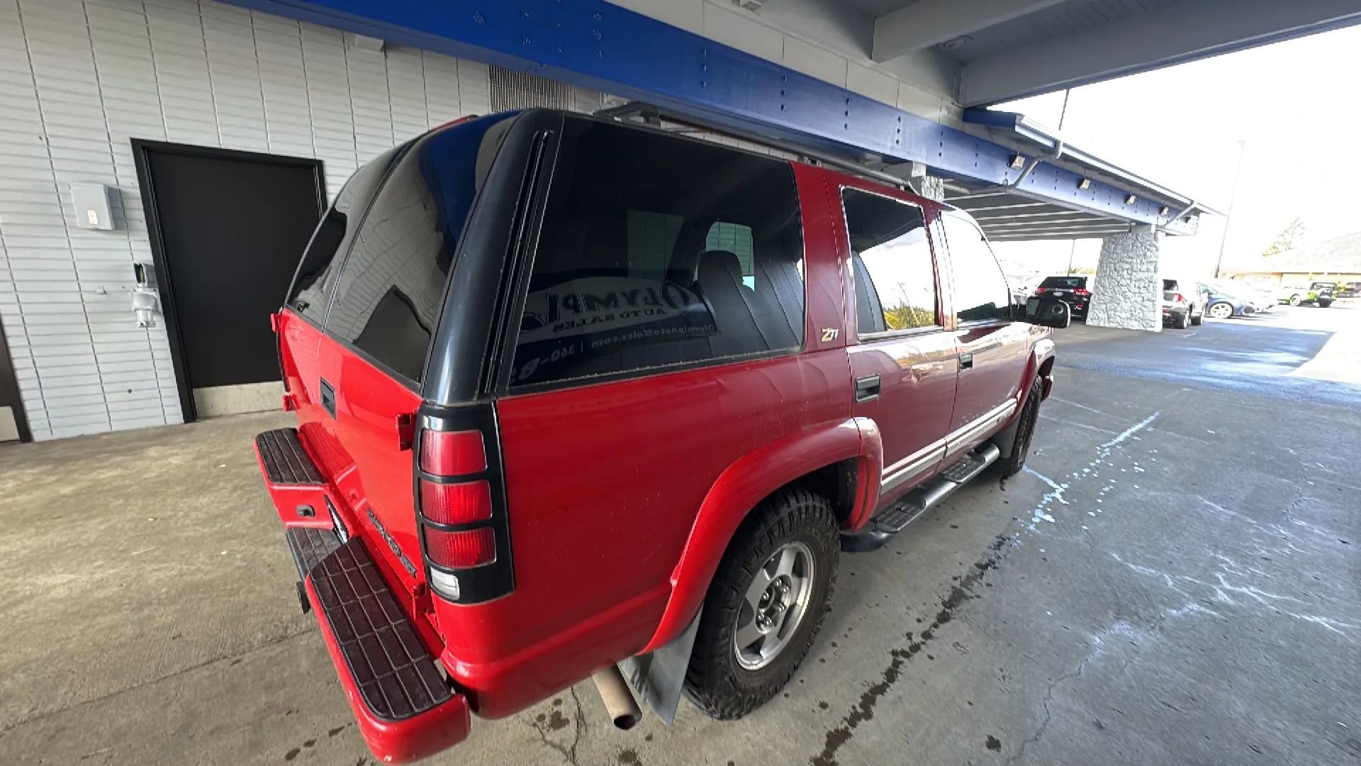 Used 2000 Chevrolet Tahoe Z71 w/ Comfort & Security Pkg AWD/4WD image 5