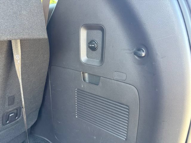 Used 2025 Kia Carnival FWD image 43