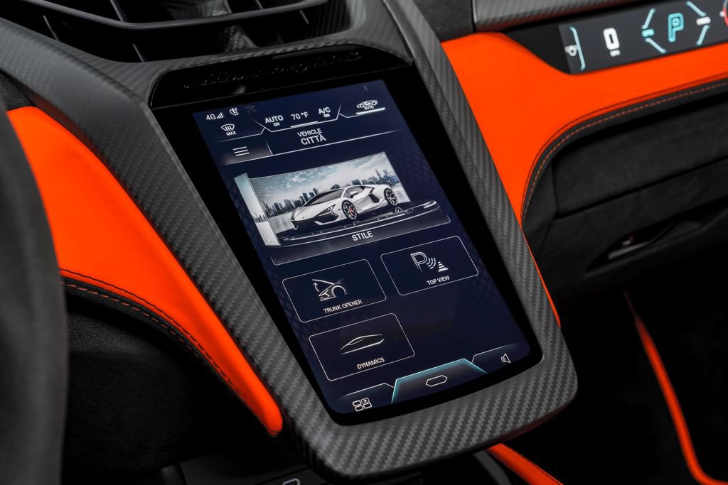 Used 2024 Lamborghini Revuelto AWD/4WD image 24