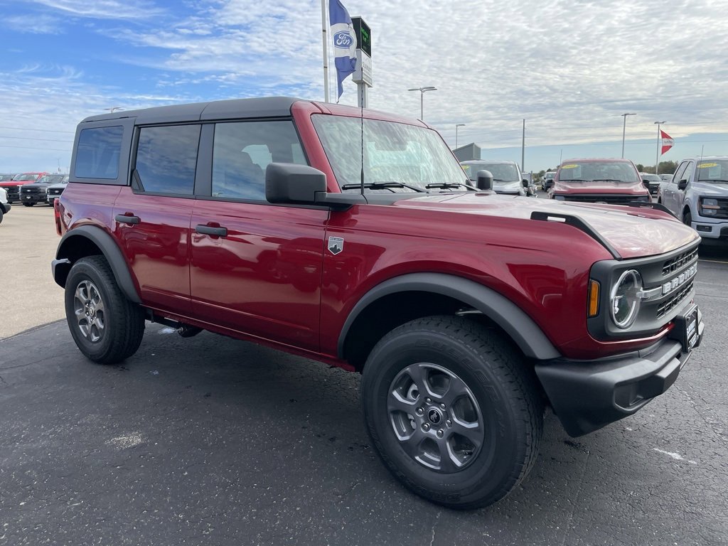 New 2025 Ford Bronco Big Bend image 2