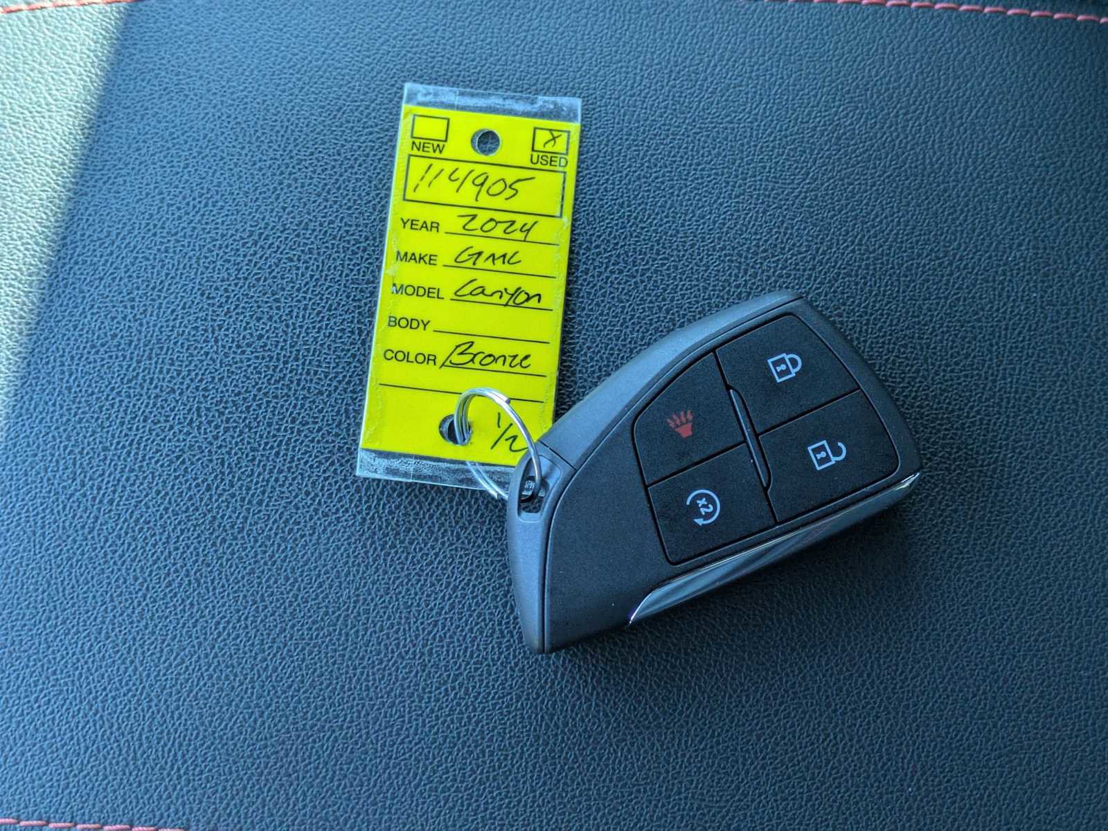 Used 2024 GMC Canyon AT4X w/ AT4X AEV Edition AWD/4WD image 34