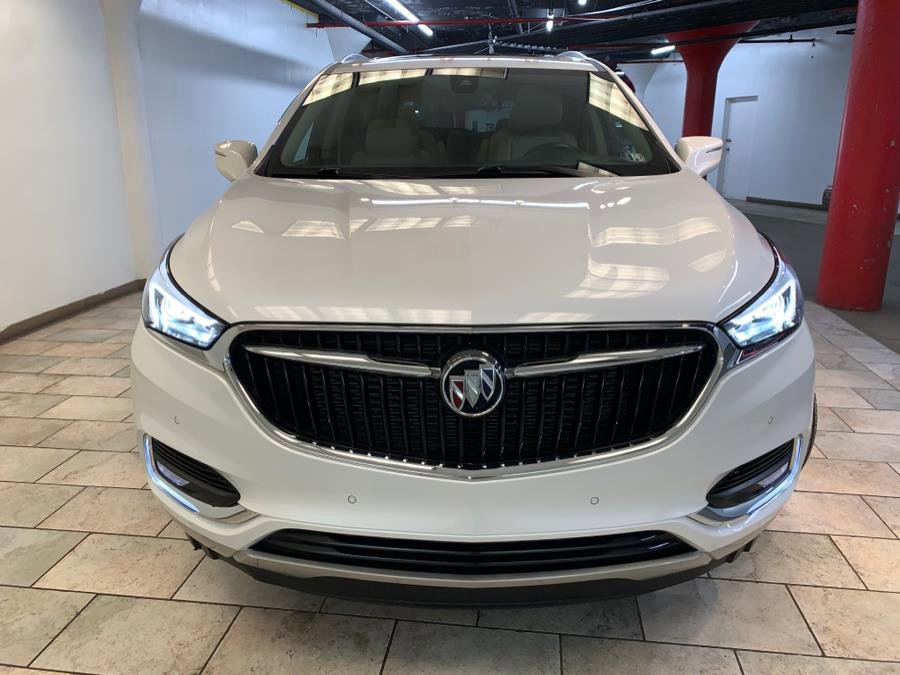 Used 2020 Buick Enclave Premium w/ Sun and Sites Package image 4