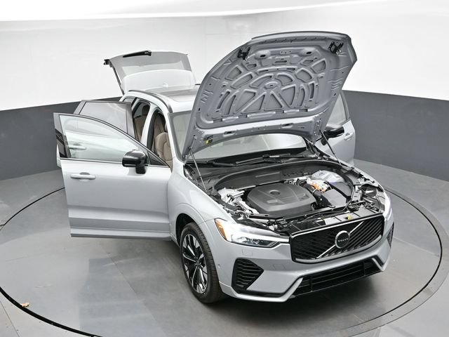 New 2026 Volvo XC60 T8 Plus w/ Protection Package Premier AWD/4WD image 51
