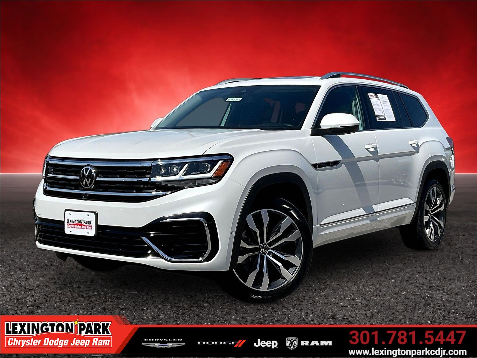 Used 2023 Volkswagen Atlas SEL Premium AWD/4WD image 3