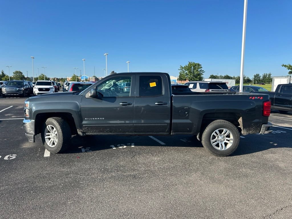 Used 2019 Chevrolet Silverado 1500 LT w/ All Star Edition AWD/4WD image 7