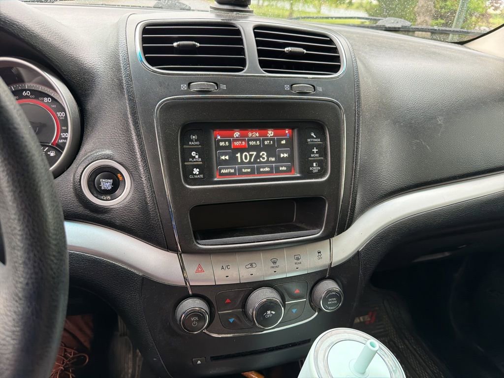 Used 2016 Dodge Journey SE w/ Flexible Seating Group image 7