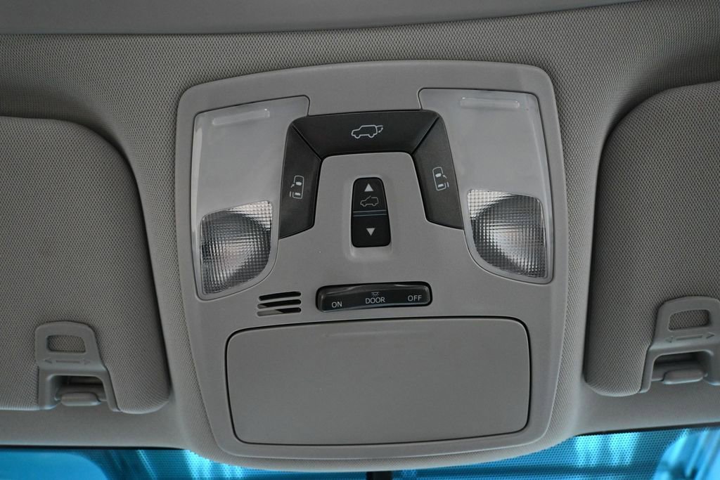 Used 2015 Toyota Sienna XLE AWD/4WD image 34