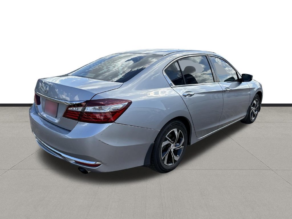 Used 2017 Honda Accord LX image 5