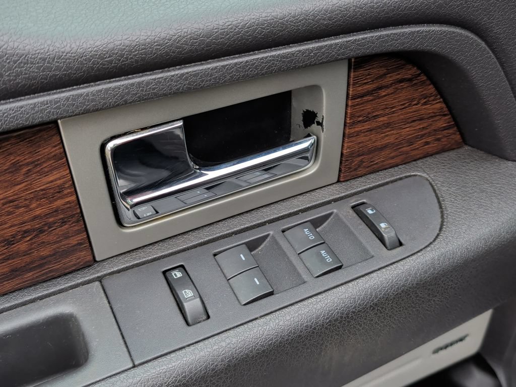 Used 2013 Ford F150 Lariat w/ Luxury Equipment Group AWD/4WD image 15