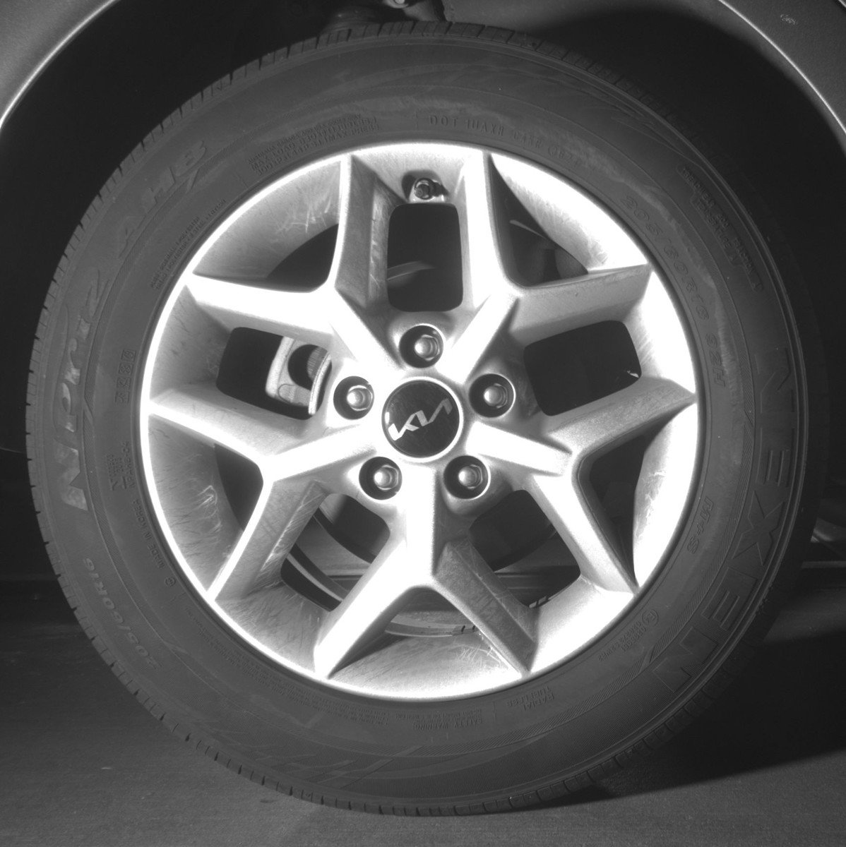 Used 2025 Kia Soul LX w/ LX Technology Package FWD image 22