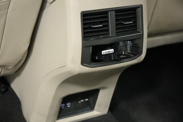 Used 2022 Volkswagen Atlas SE w/ Black Wheel Package FWD image 28