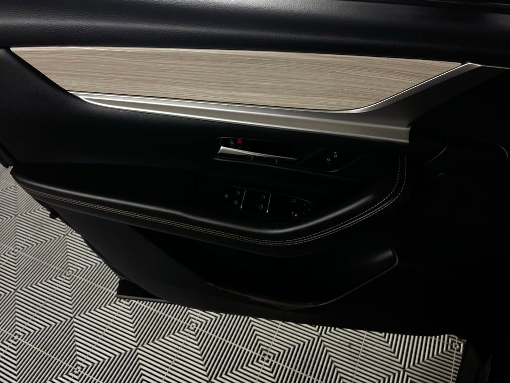 Used 2024 MAZDA CX-90 Plug-In Hybrid w/ Preferred image 22