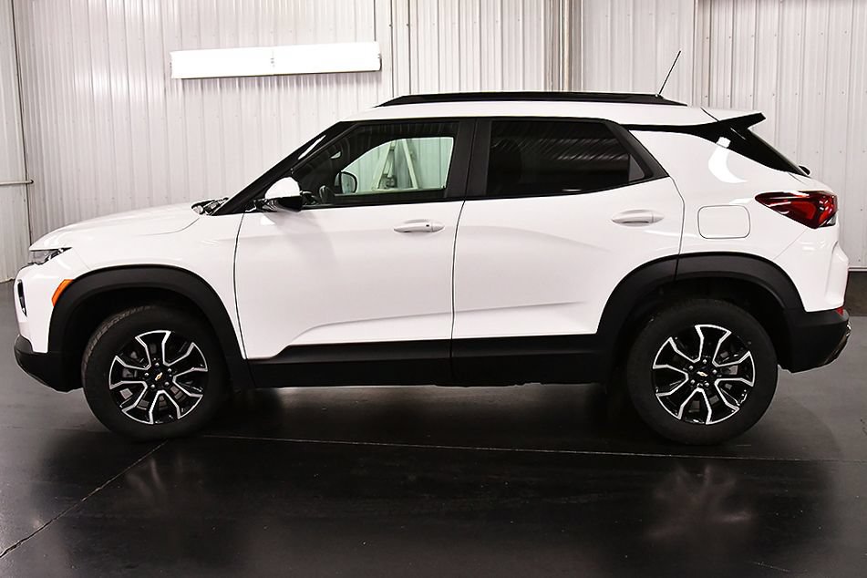 Used 2023 Chevrolet TrailBlazer ACTIV AWD/4WD image 4